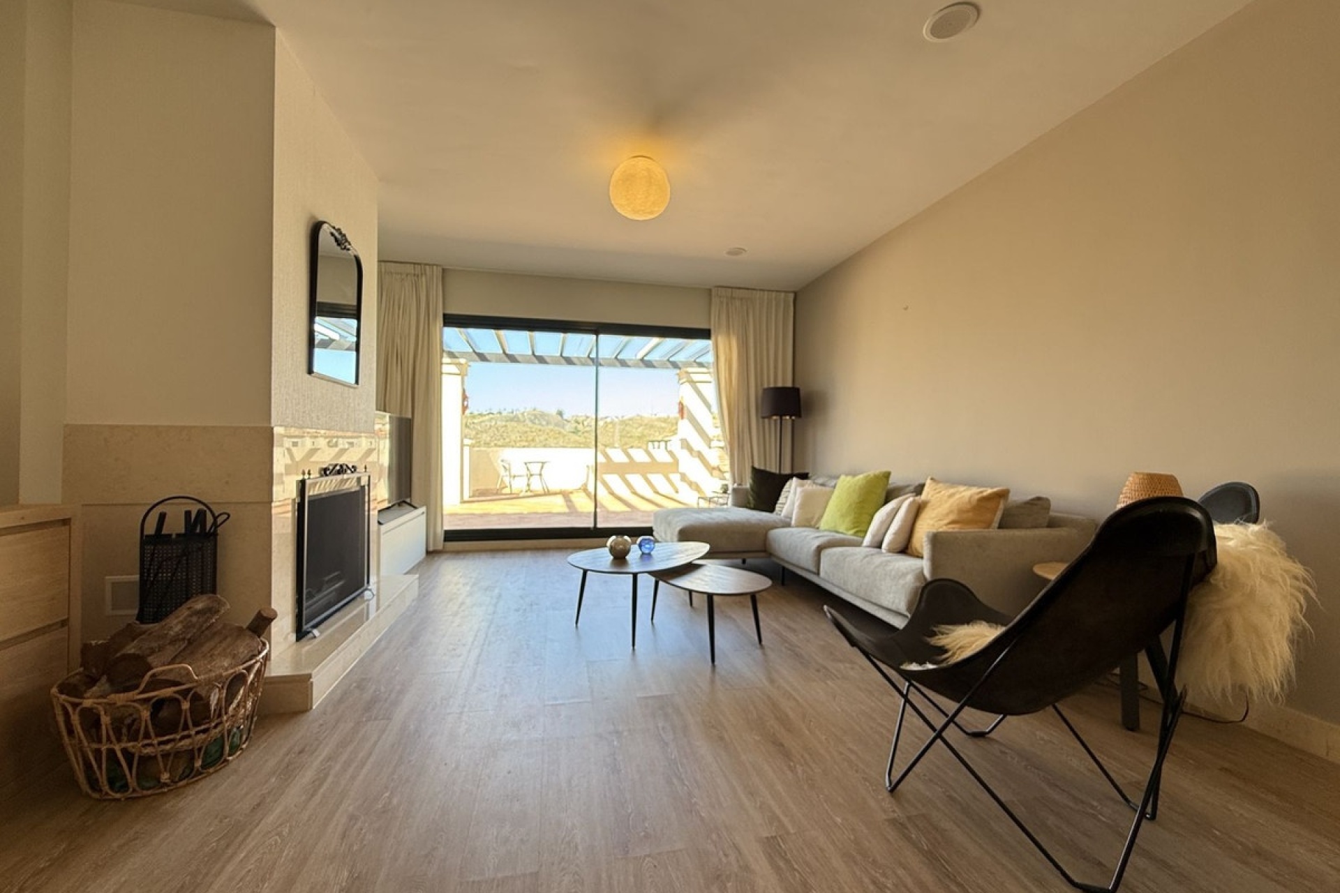 Resale - apartment - Benahavís - Benahavís Centro