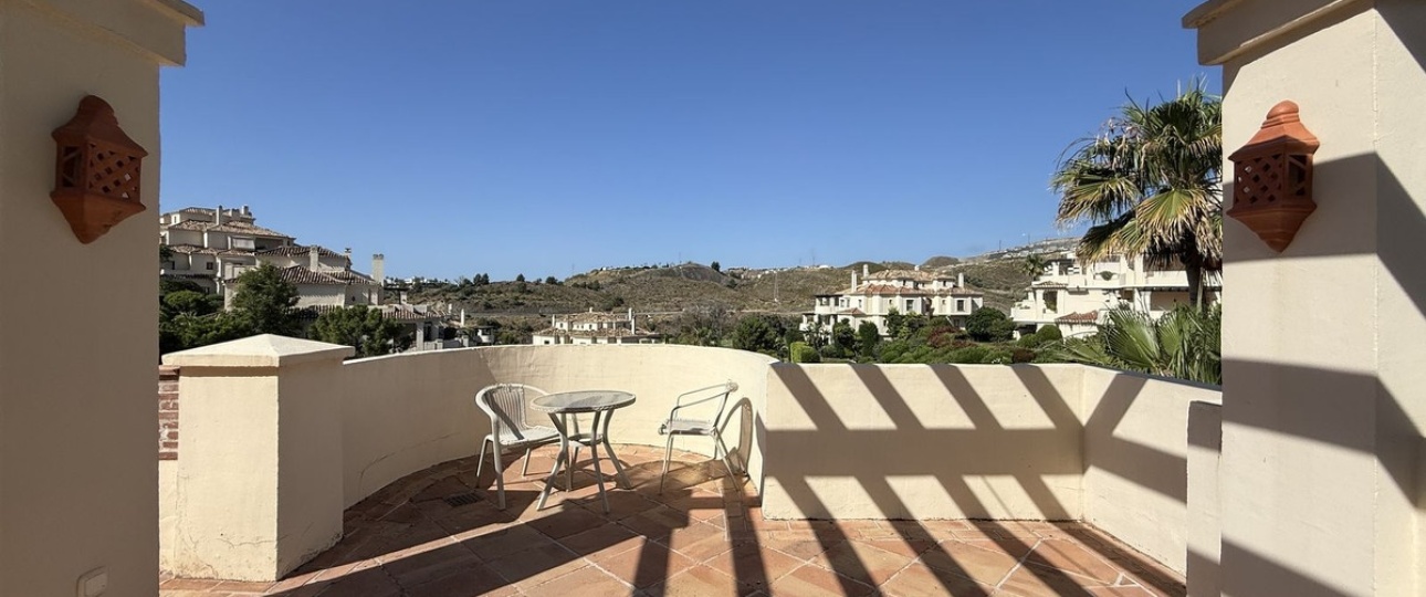 Resale - apartment - Benahavís - Benahavís Centro