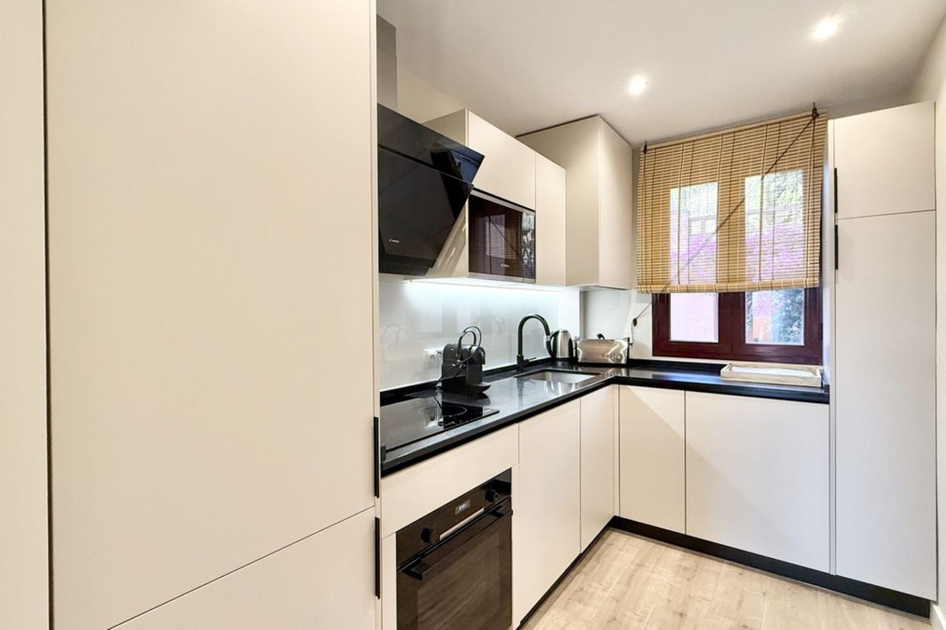 Resale - apartment - Benahavís - Benahavís Centro