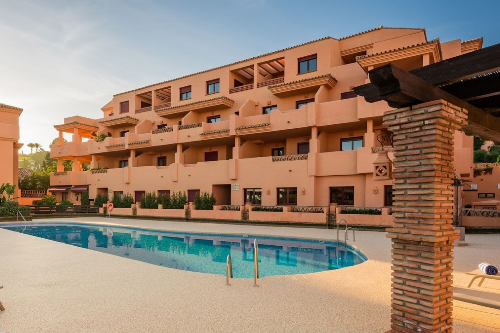 Resale - apartment - Benahavís - Benahavís Centro