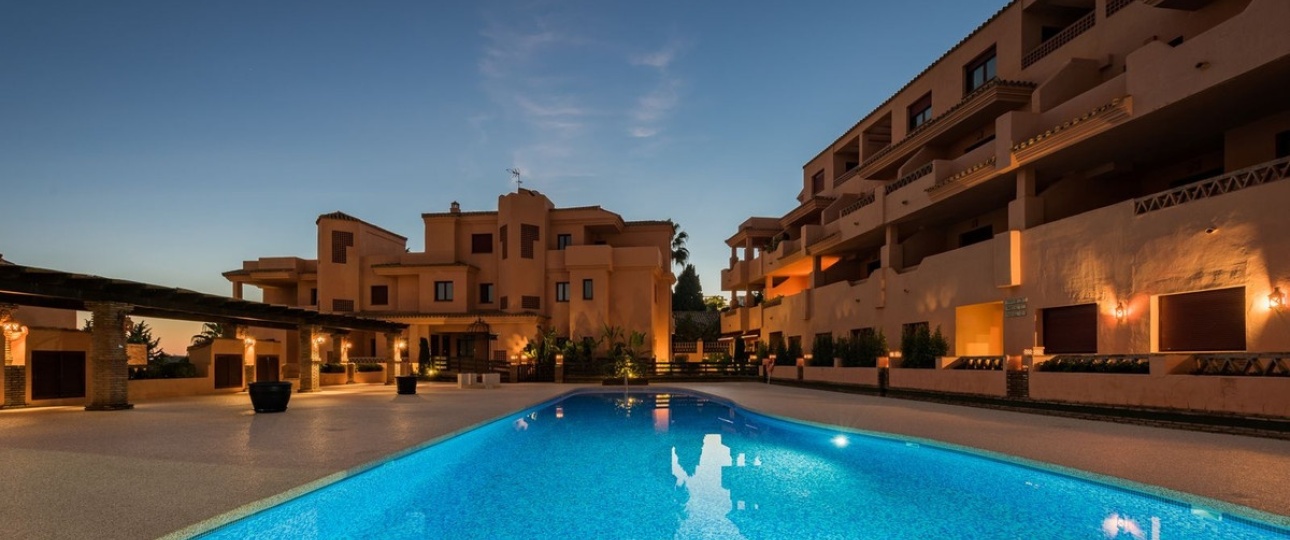 Resale - apartment - Benahavís - Benahavís Centro