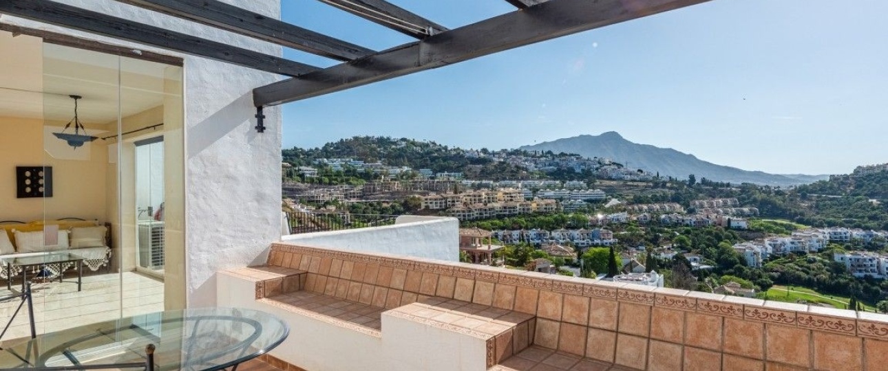 Resale - apartment - Benahavís - Benahavís Centro