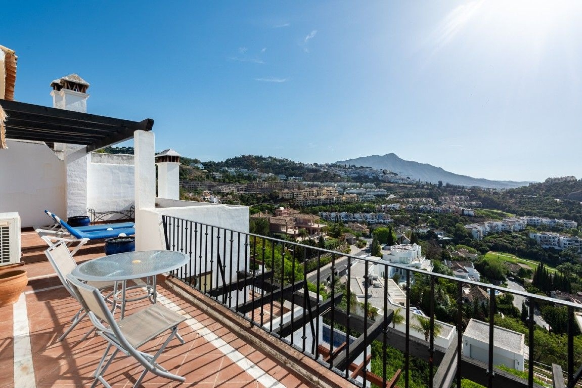 Resale - apartment - Benahavís - Benahavís Centro