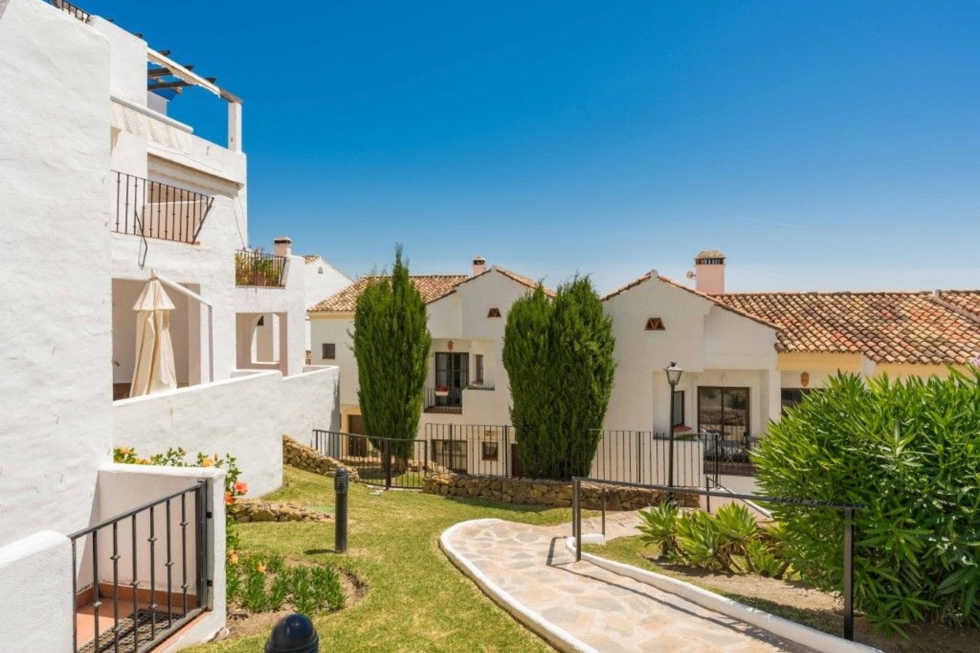 Resale - apartment - Benahavís - Benahavís Centro