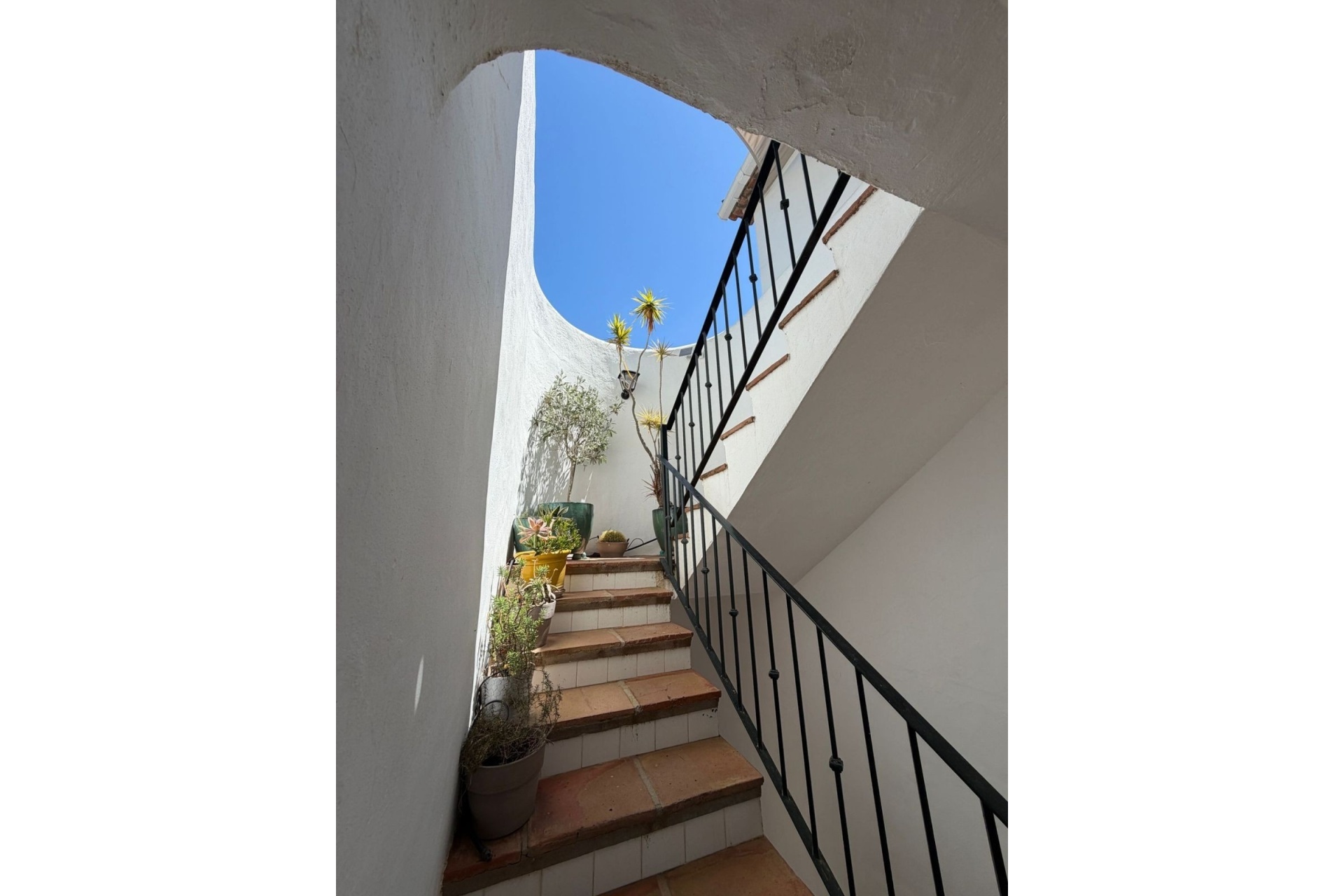 Resale - apartment - Benahavís - Benahavís Centro