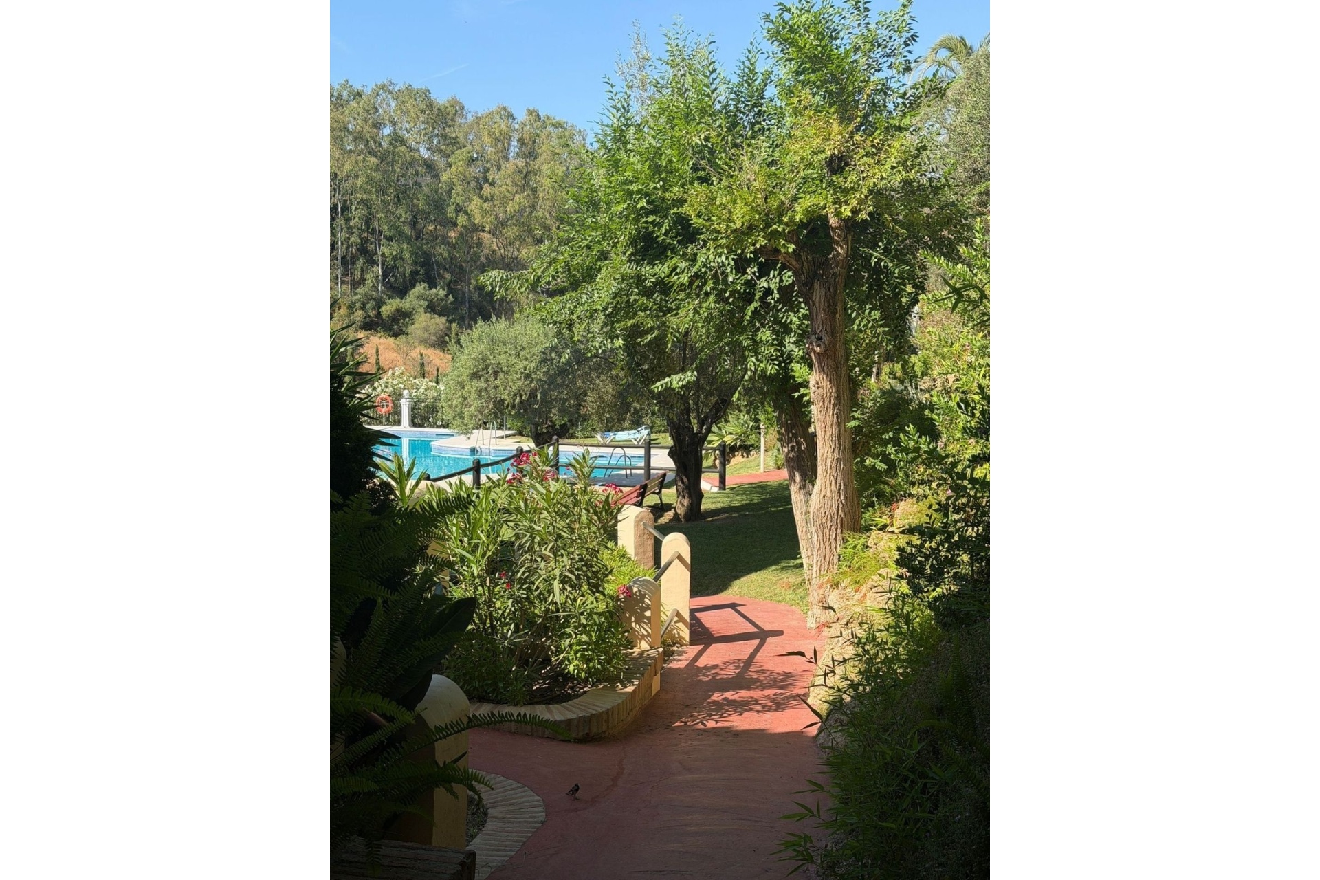 Resale - apartment - Benahavís - Benahavís Centro