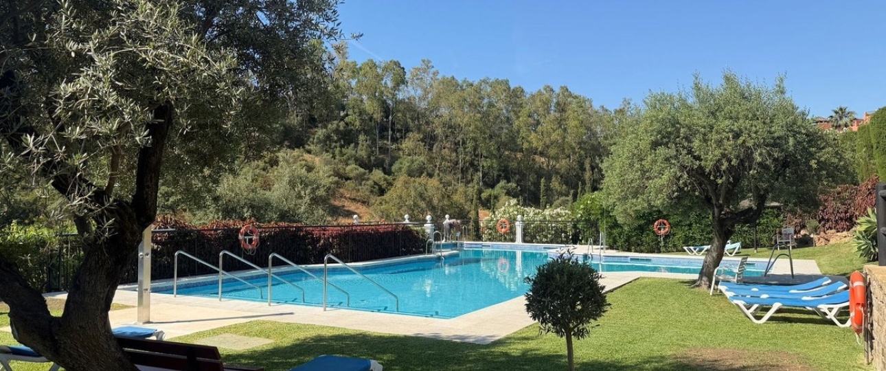 Resale - apartment - Benahavís - Benahavís Centro