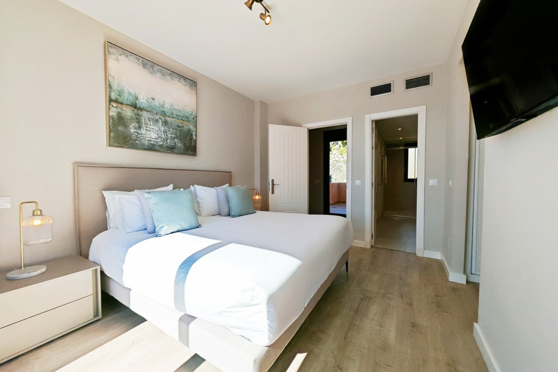 Resale - apartment - Benahavís - Benahavís Centro