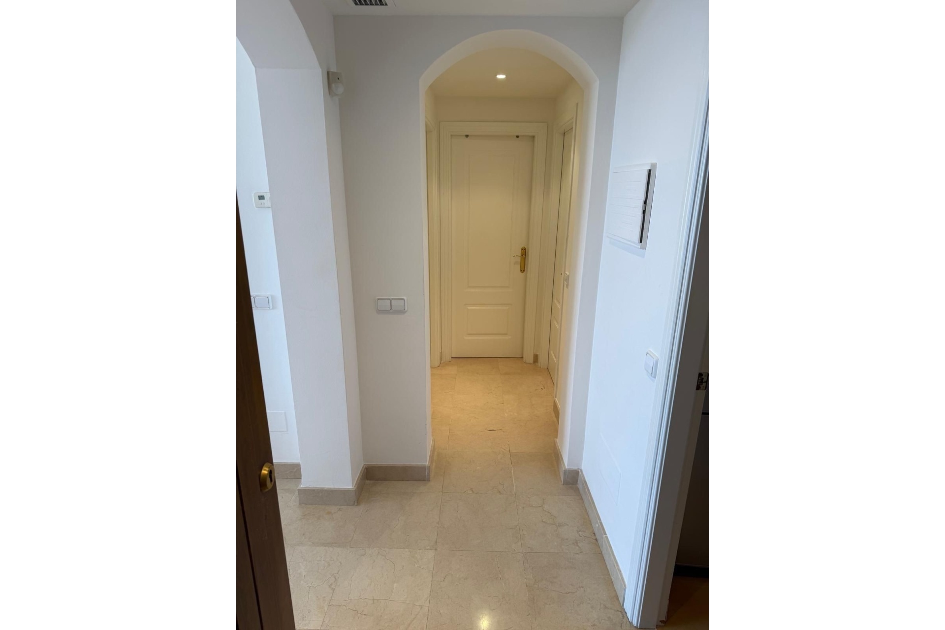 Resale - apartment - Benahavís - Benahavís Centro