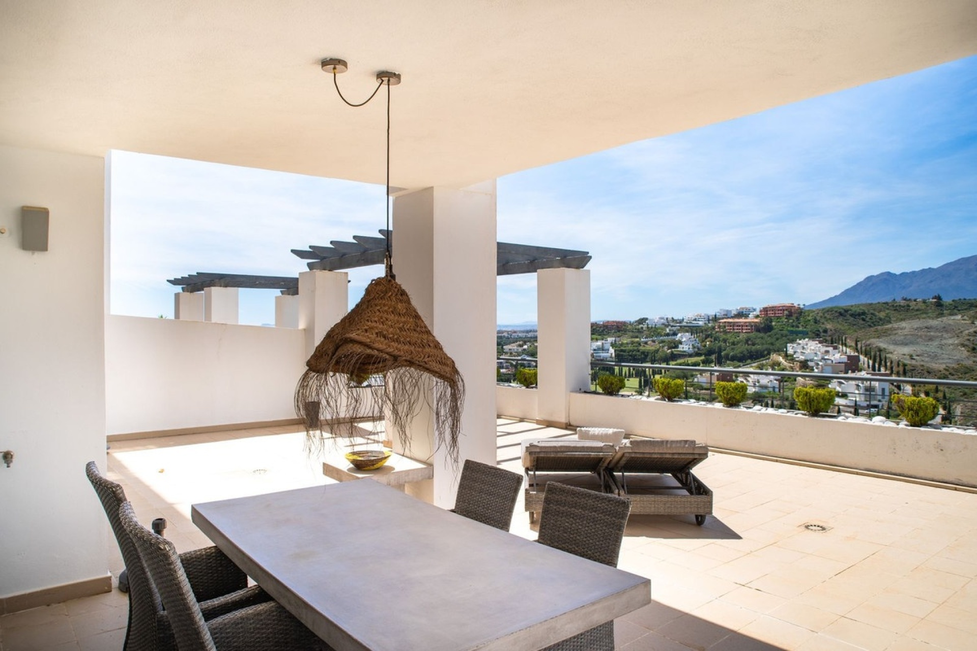 Resale - apartment - Benahavís - Benahavís Centro