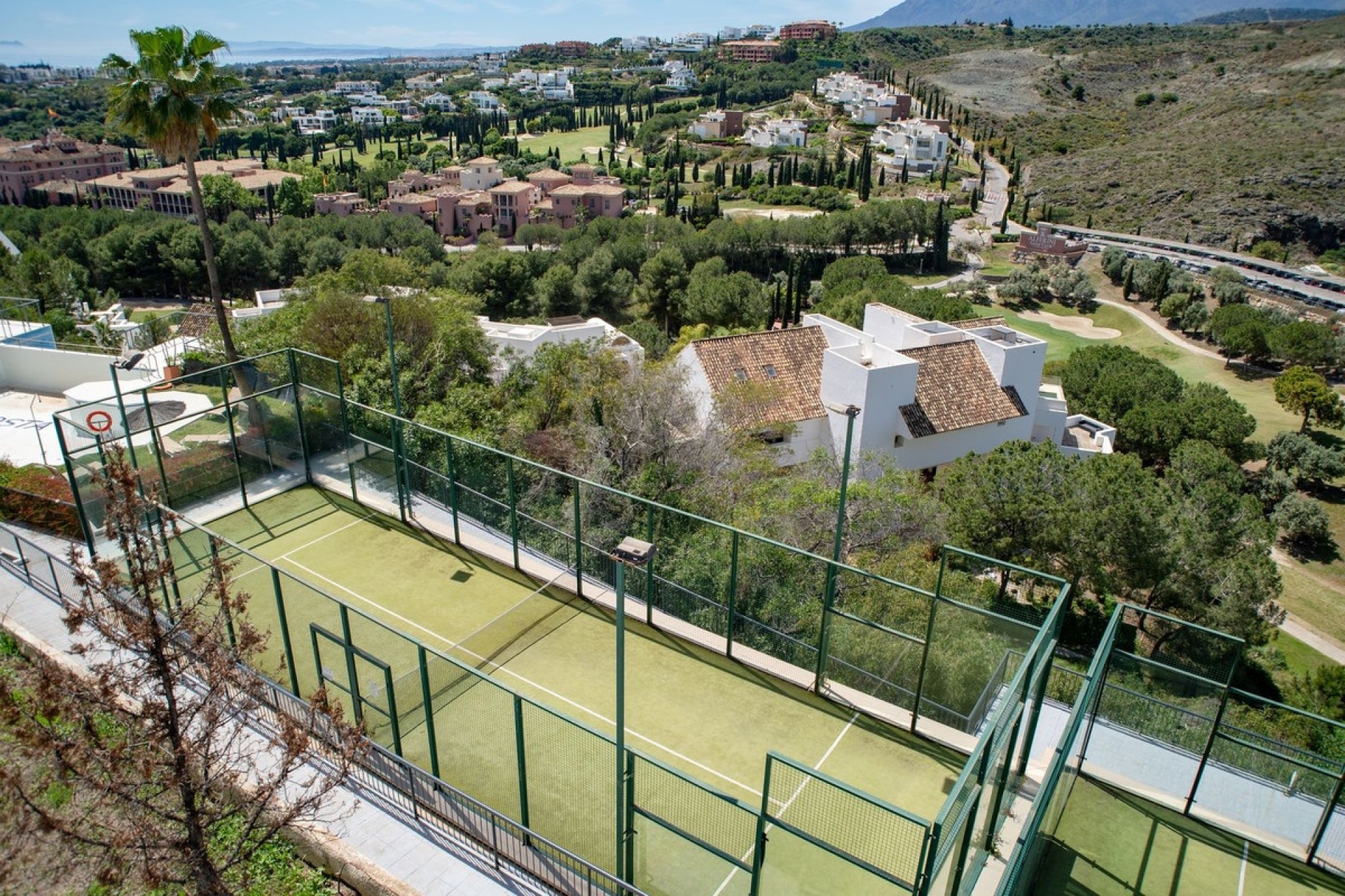 Resale - apartment - Benahavís - Benahavís Centro