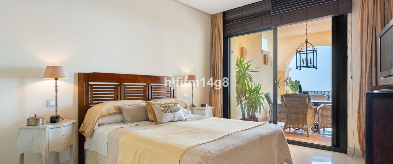 Resale - apartment - Benahavís - Benahavís Centro