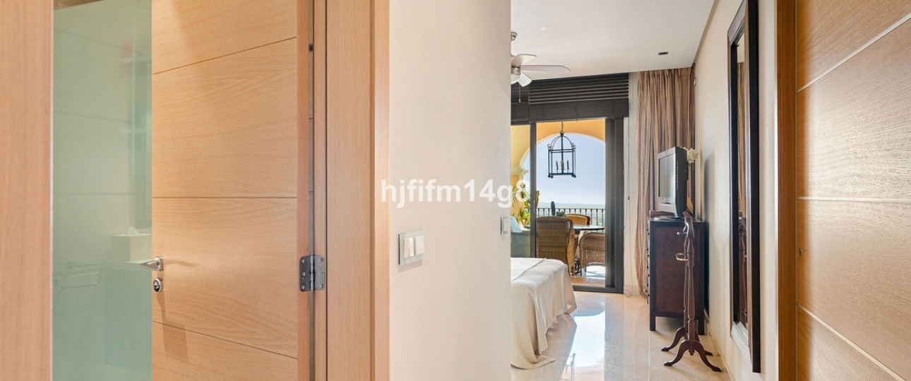 Resale - apartment - Benahavís - Benahavís Centro