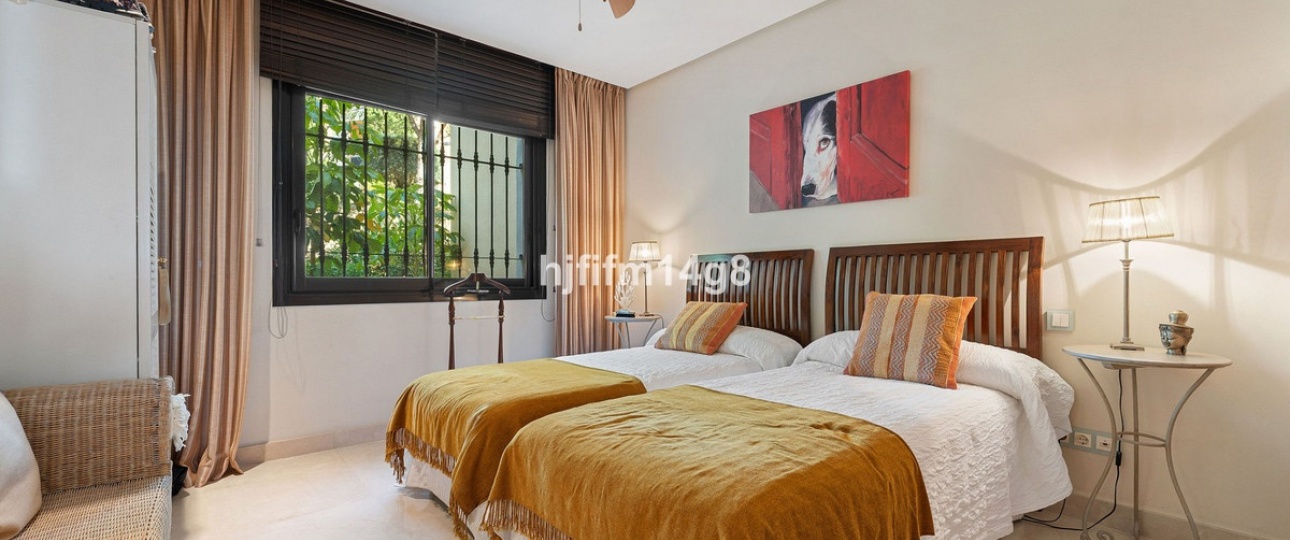 Resale - apartment - Benahavís - Benahavís Centro