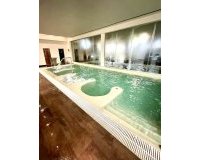 Resale - apartment - Benahavís - Benahavís Centro