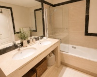 Resale - apartment - Benahavís - Benahavís Centro