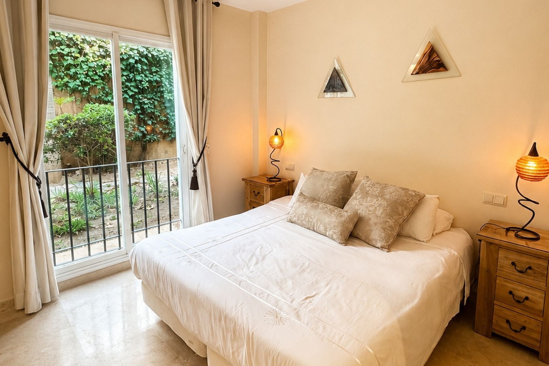 Resale - apartment - Benahavís - Benahavís Centro