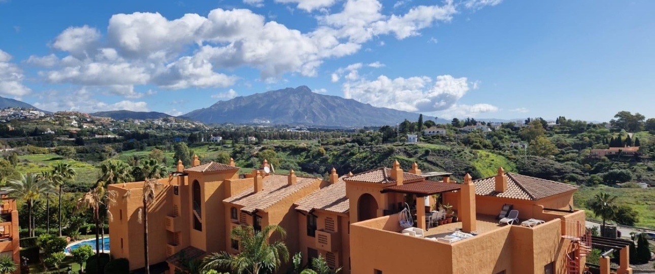 Resale - apartment - Benahavís - Benahavís Centro