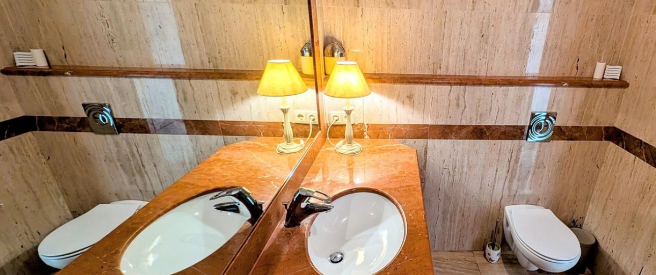 Resale - apartment - Benahavís - Benahavís Centro