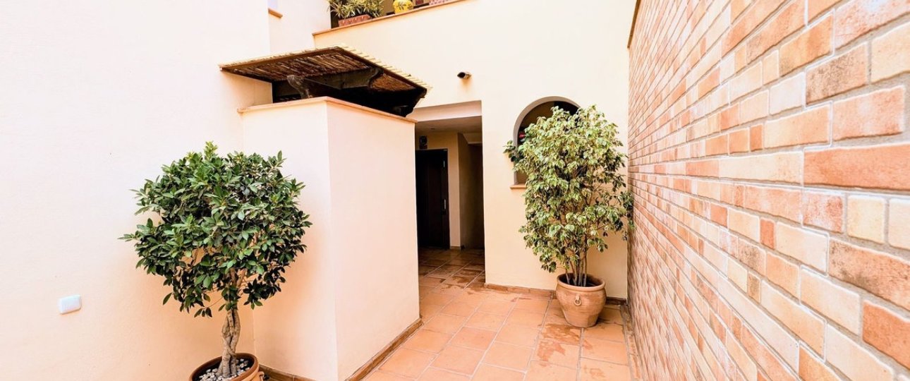 Resale - apartment - Benahavís - Benahavís Centro
