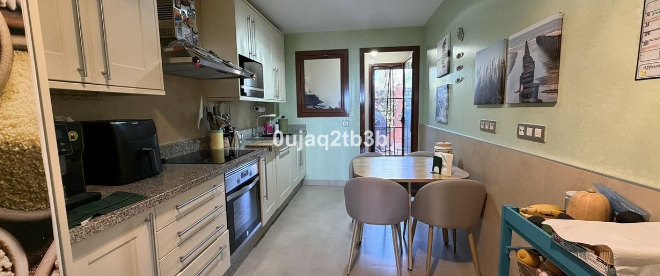 Resale - apartment - Benahavís - Benahavís Centro