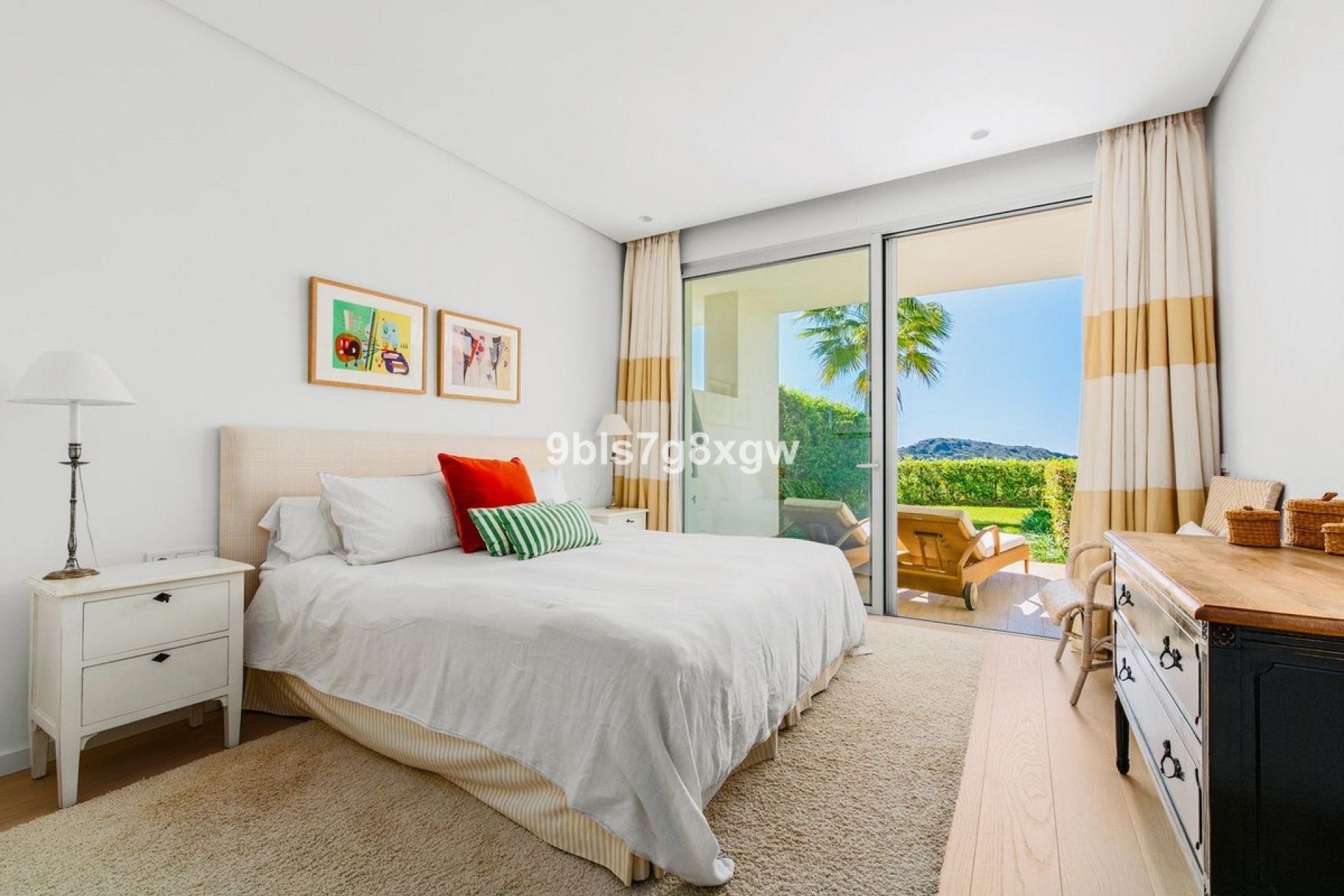 Resale - apartment - Benahavís - Benahavís Centro