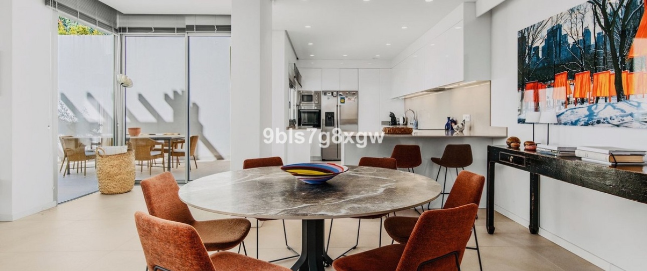Resale - apartment - Benahavís - Benahavís Centro