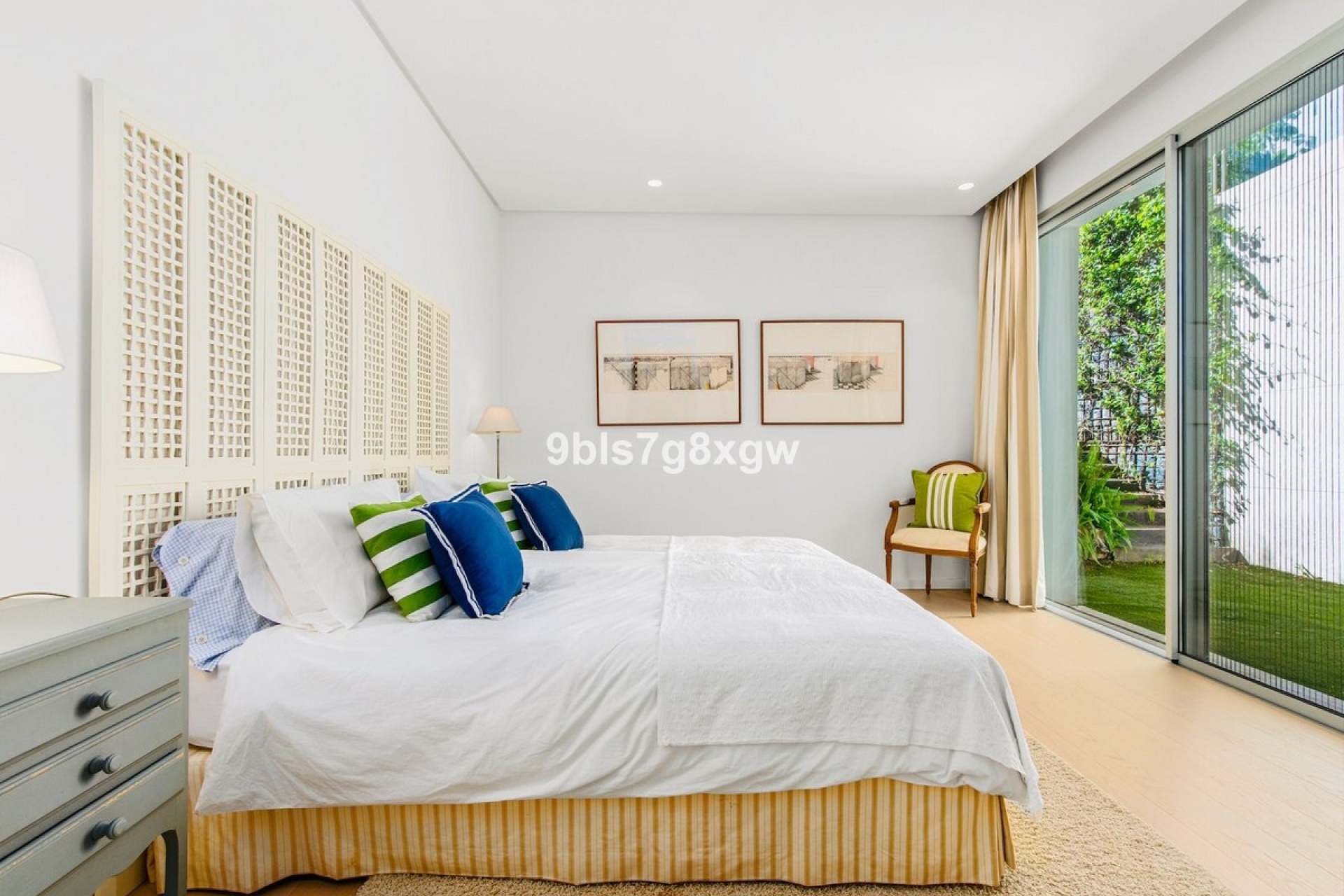 Resale - apartment - Benahavís - Benahavís Centro