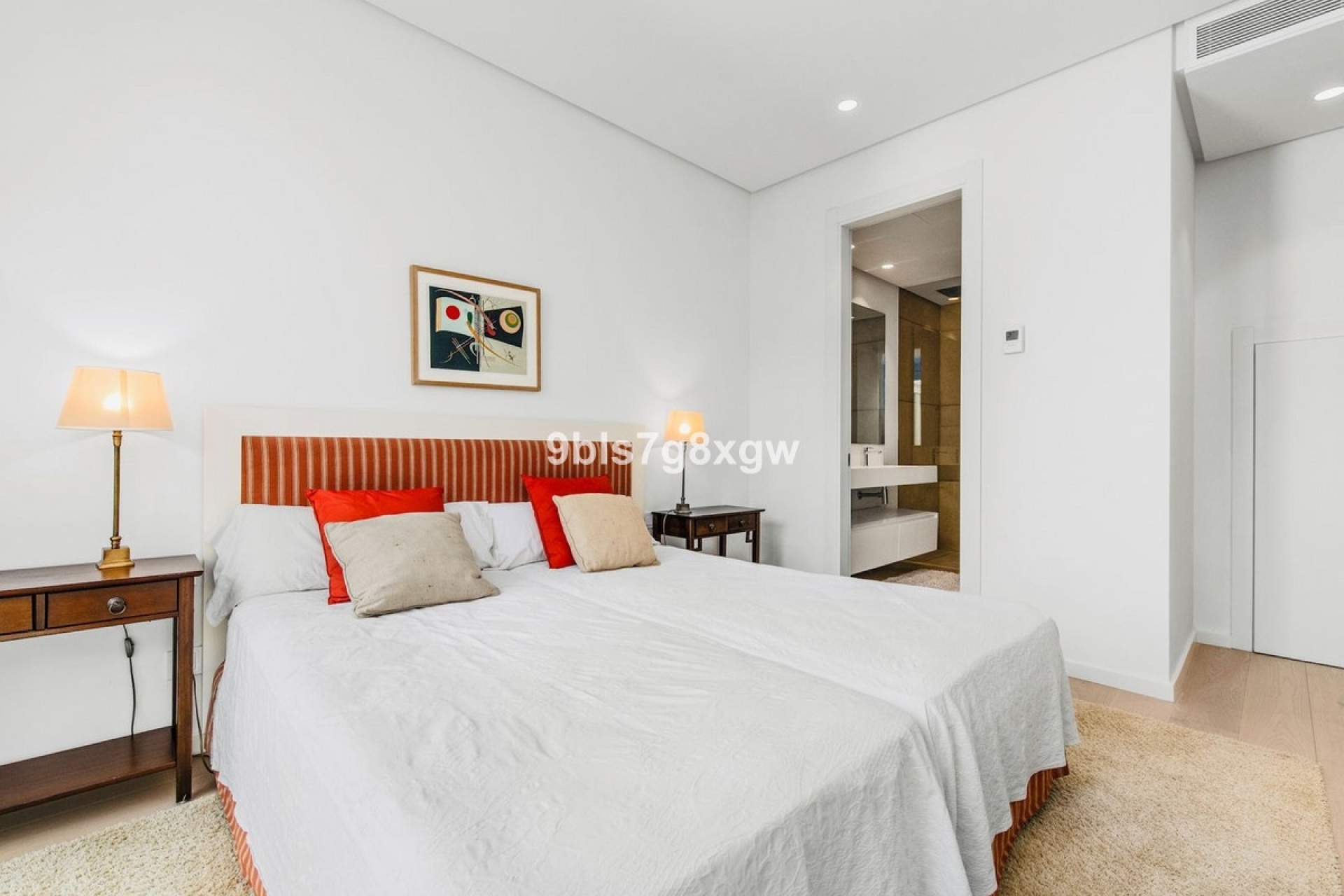 Resale - apartment - Benahavís - Benahavís Centro
