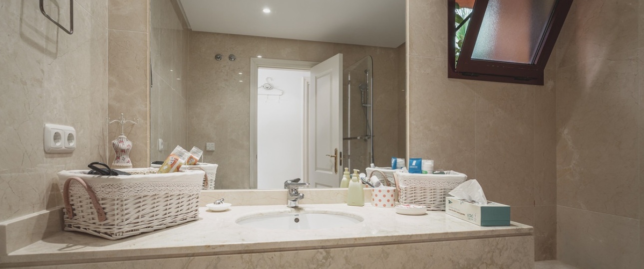 Resale - apartment - Benahavís - Benahavís Centro