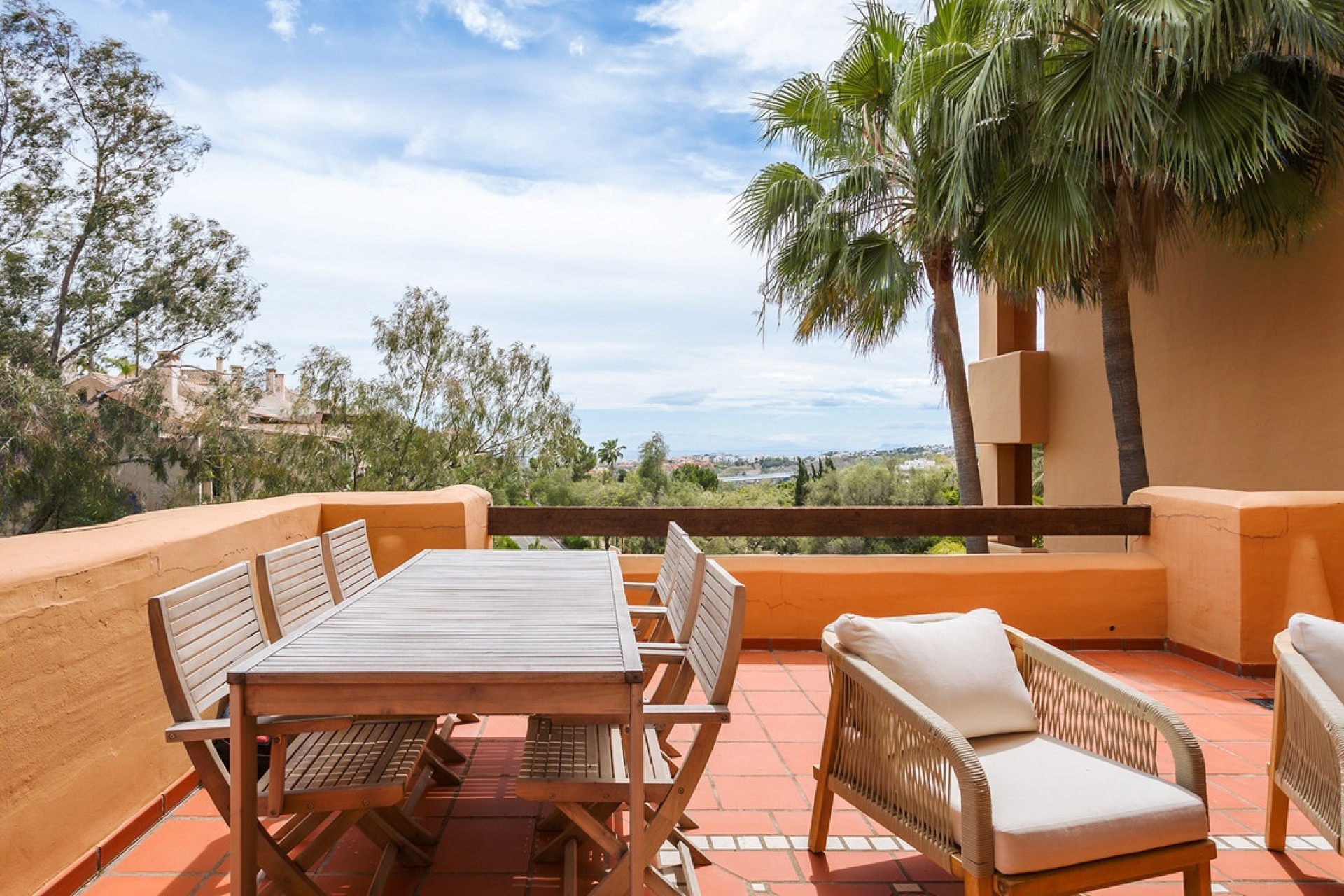 Resale - apartment - Benahavís - Benahavís Centro