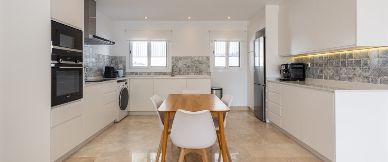 Resale - apartment - Benahavís - Benahavís Centro