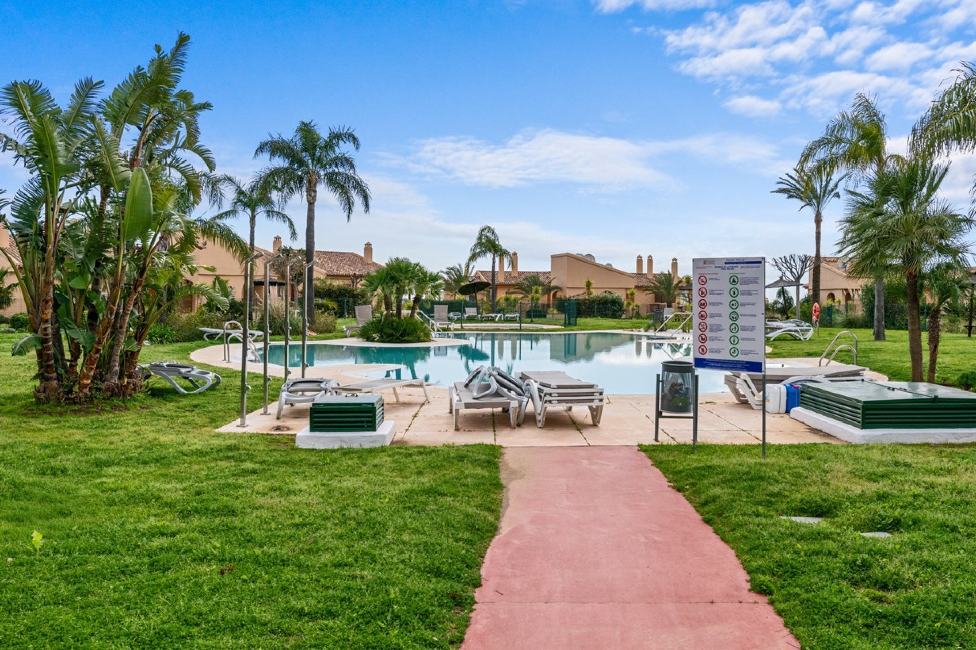 Resale - apartment - Benahavís - Benahavís Centro