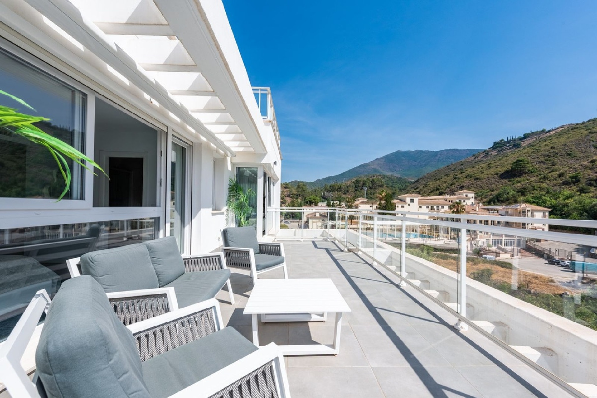 Resale - apartment - Benahavís - Benahavís Centro