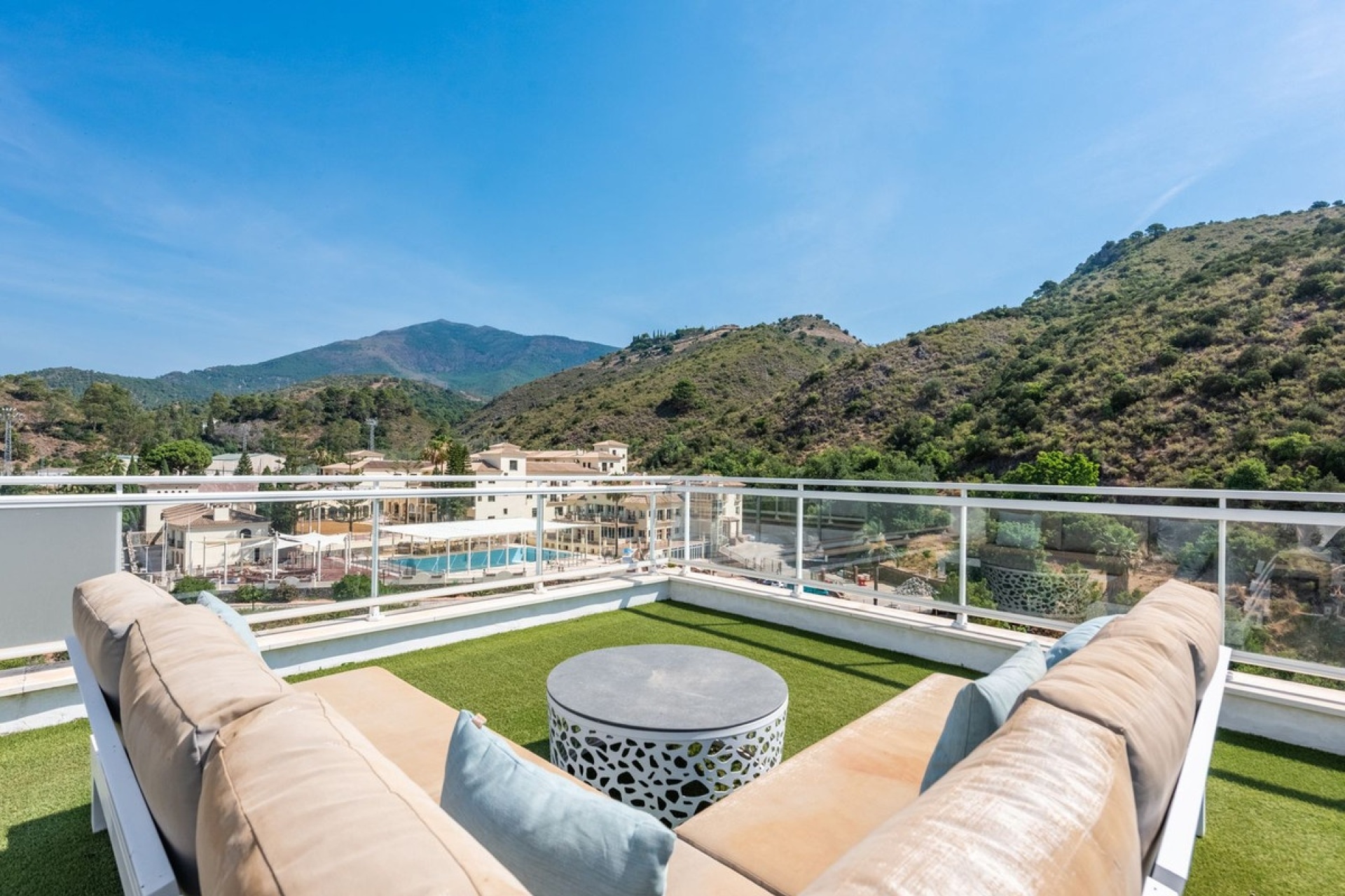 Resale - apartment - Benahavís - Benahavís Centro