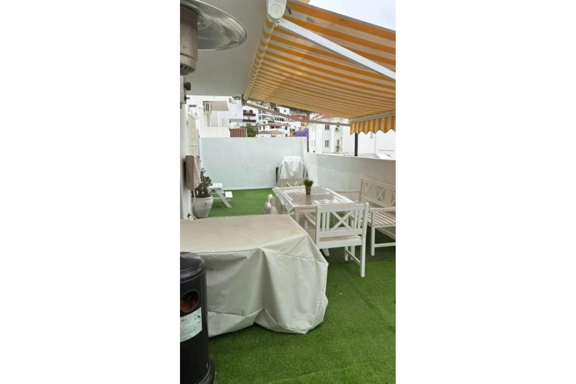 Resale - apartment - Benahavís - Benahavís Centro