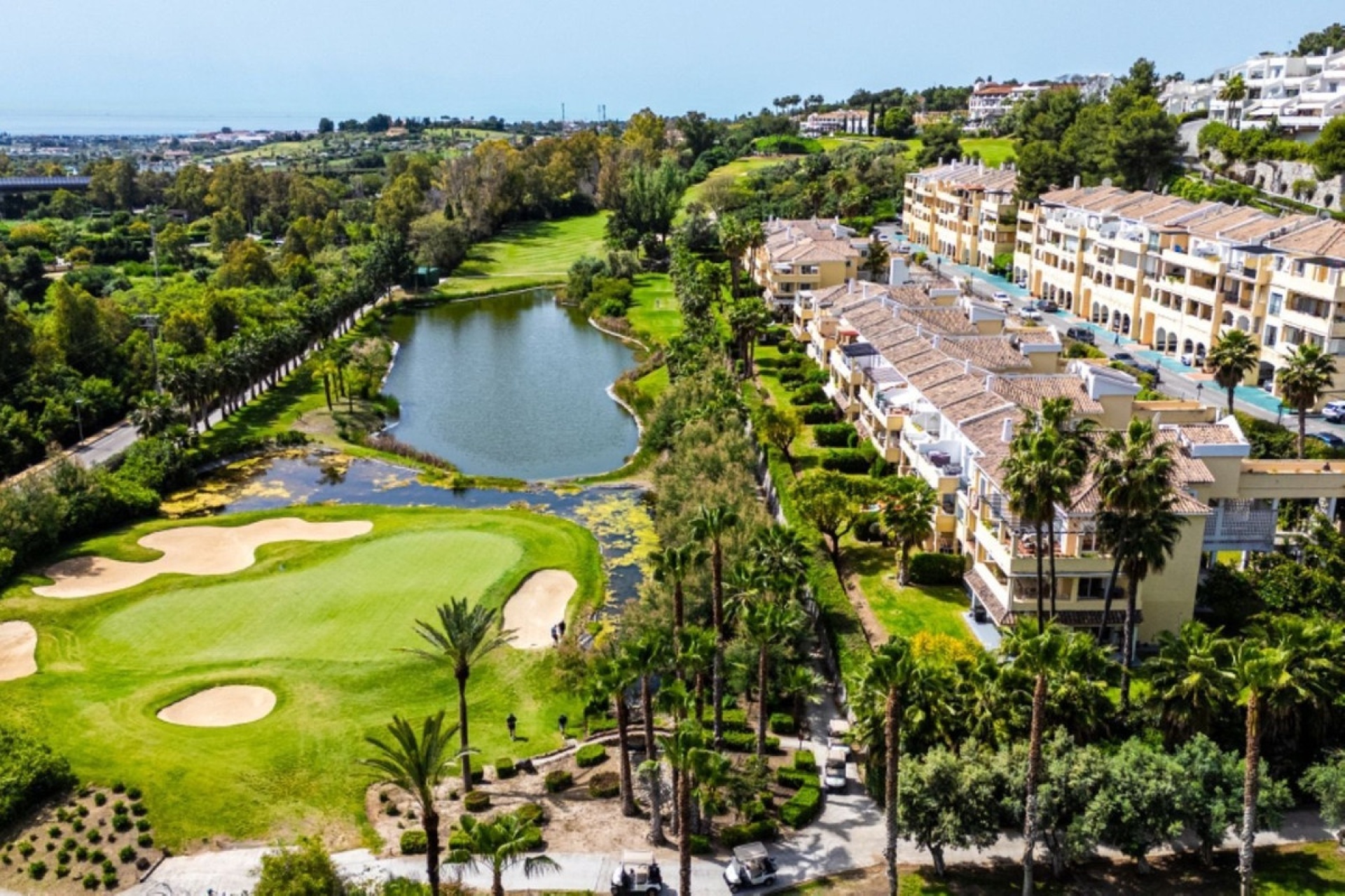 Resale - apartment - Benahavís - Benahavís Centro