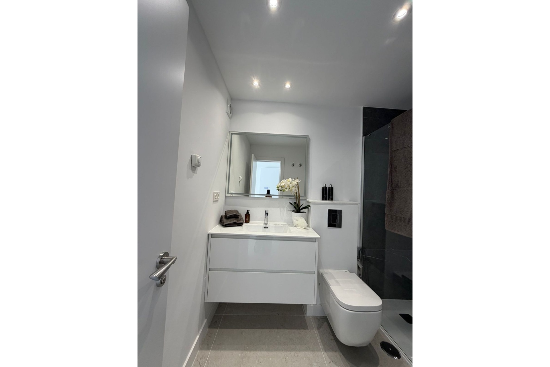 Resale - apartment - Benahavís - Benahavís Centro