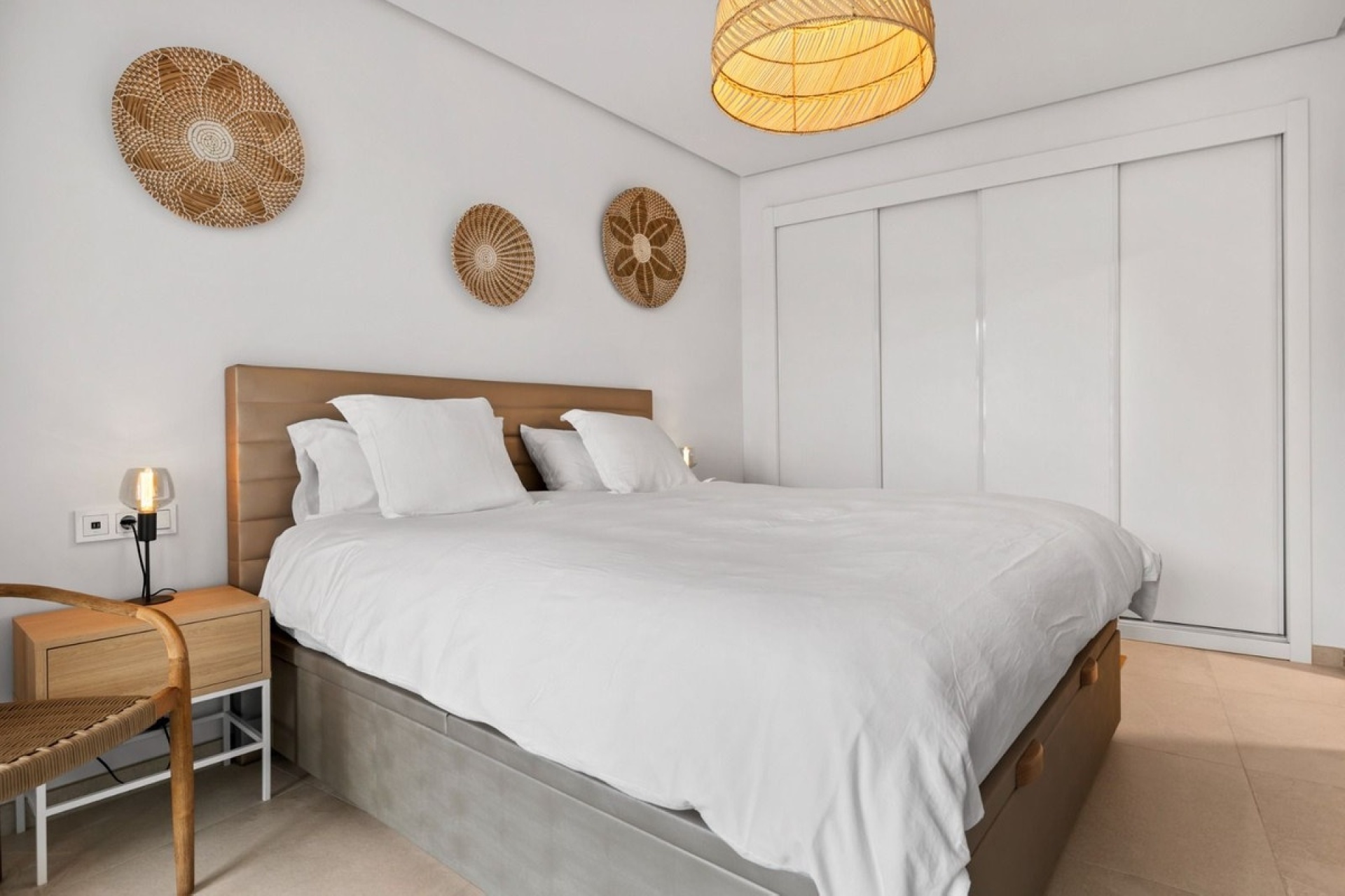 Resale - apartment - Benahavís - Benahavís Centro