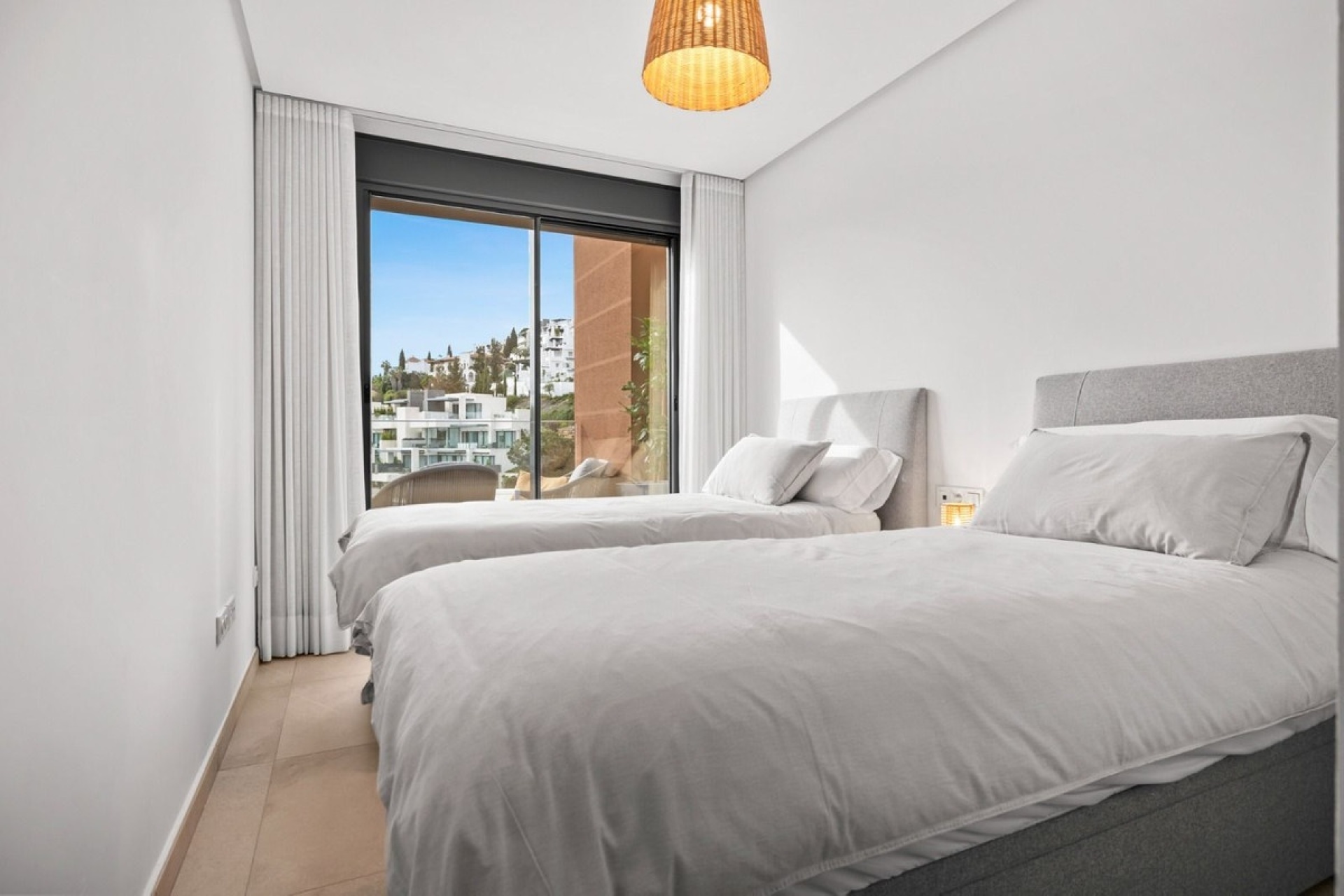 Resale - apartment - Benahavís - Benahavís Centro