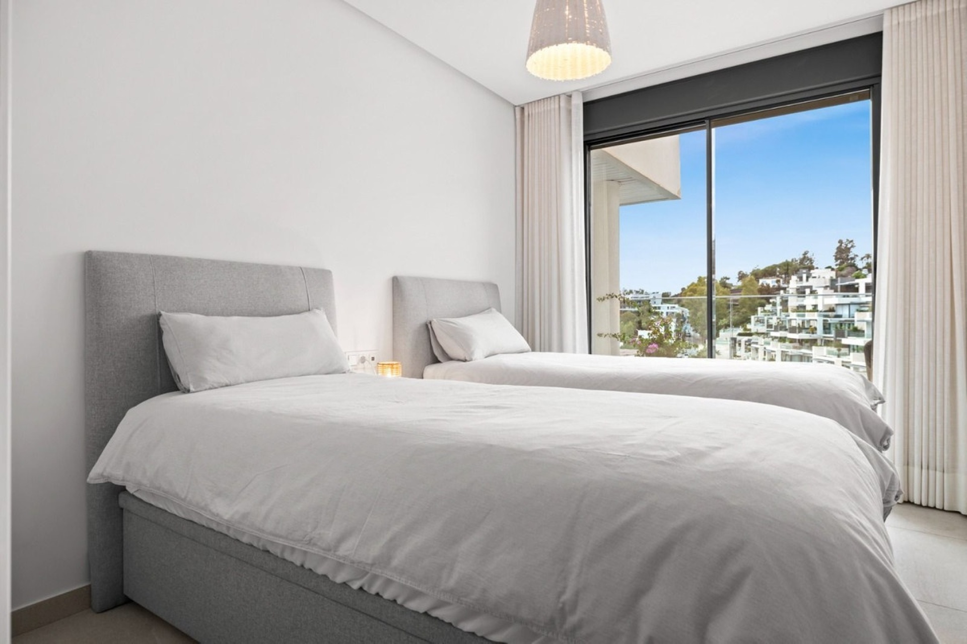 Resale - apartment - Benahavís - Benahavís Centro