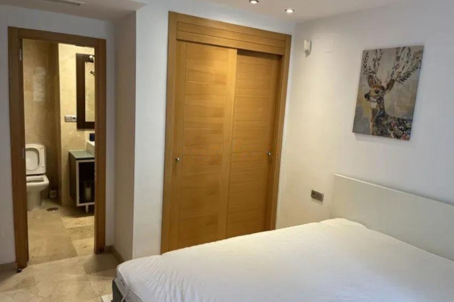 Resale - apartment - Benahavís - Benahavís Centro