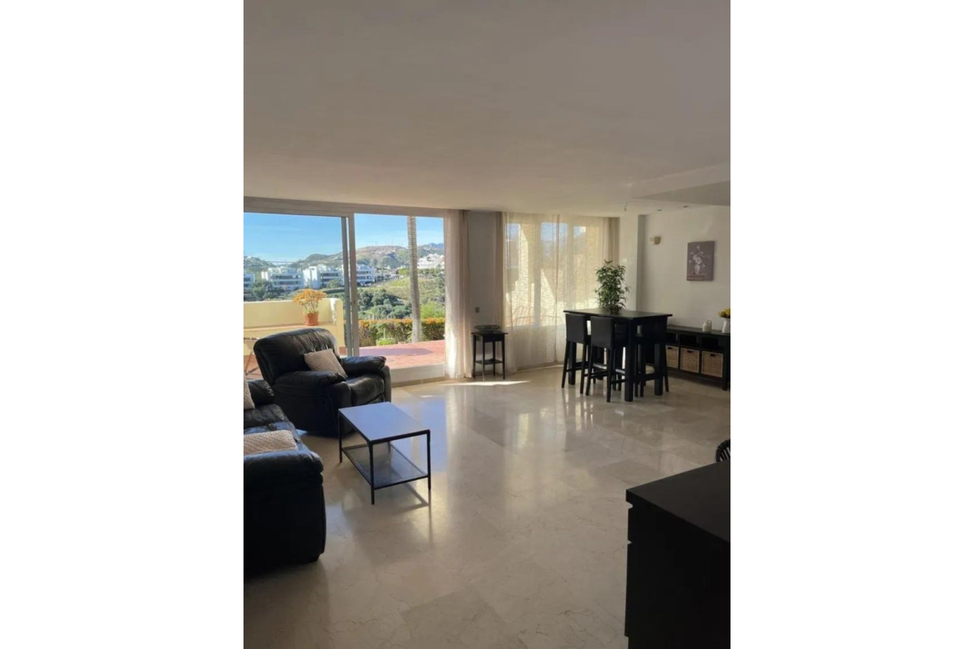 Resale - apartment - Benahavís - Benahavís Centro