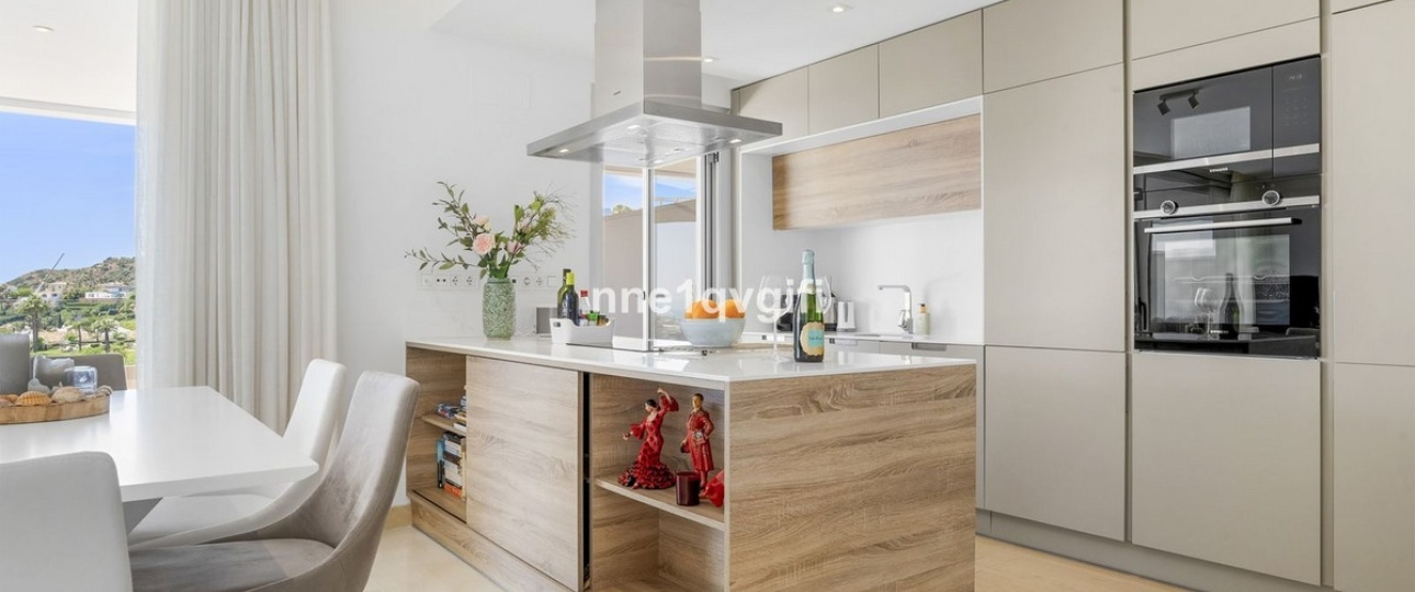 Resale - apartment - Benahavís - Benahavís Centro