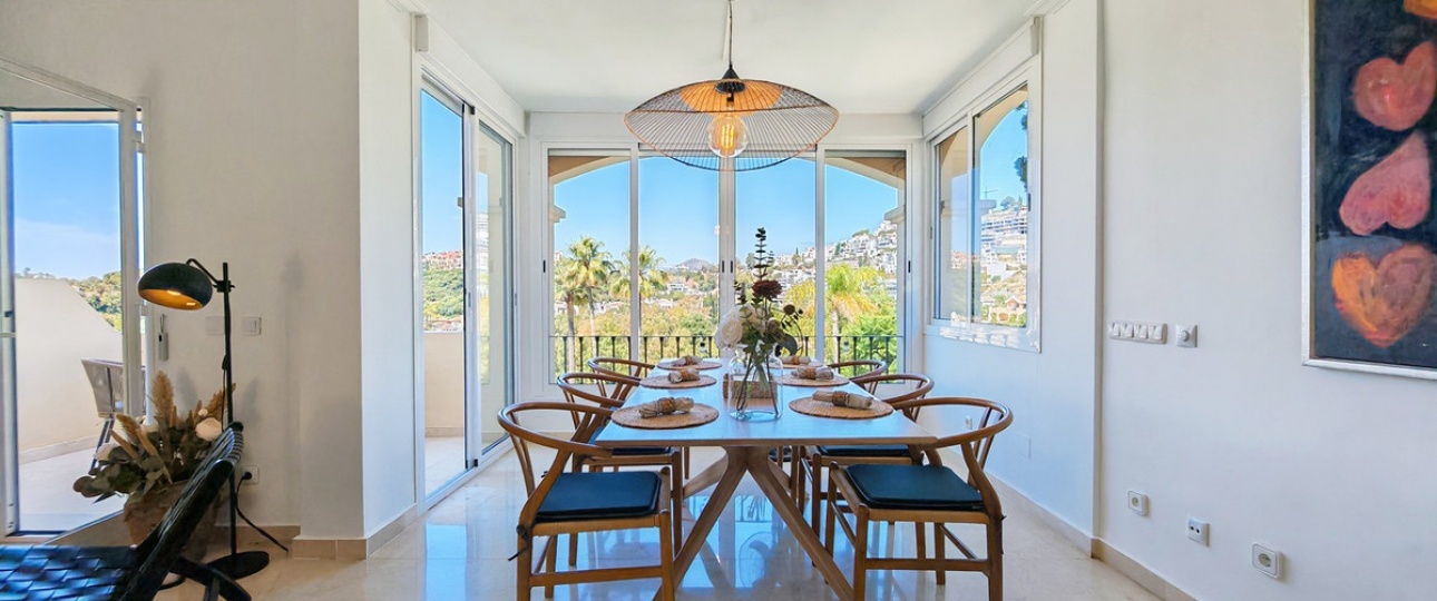 Resale - apartment - Benahavís - Benahavís Centro