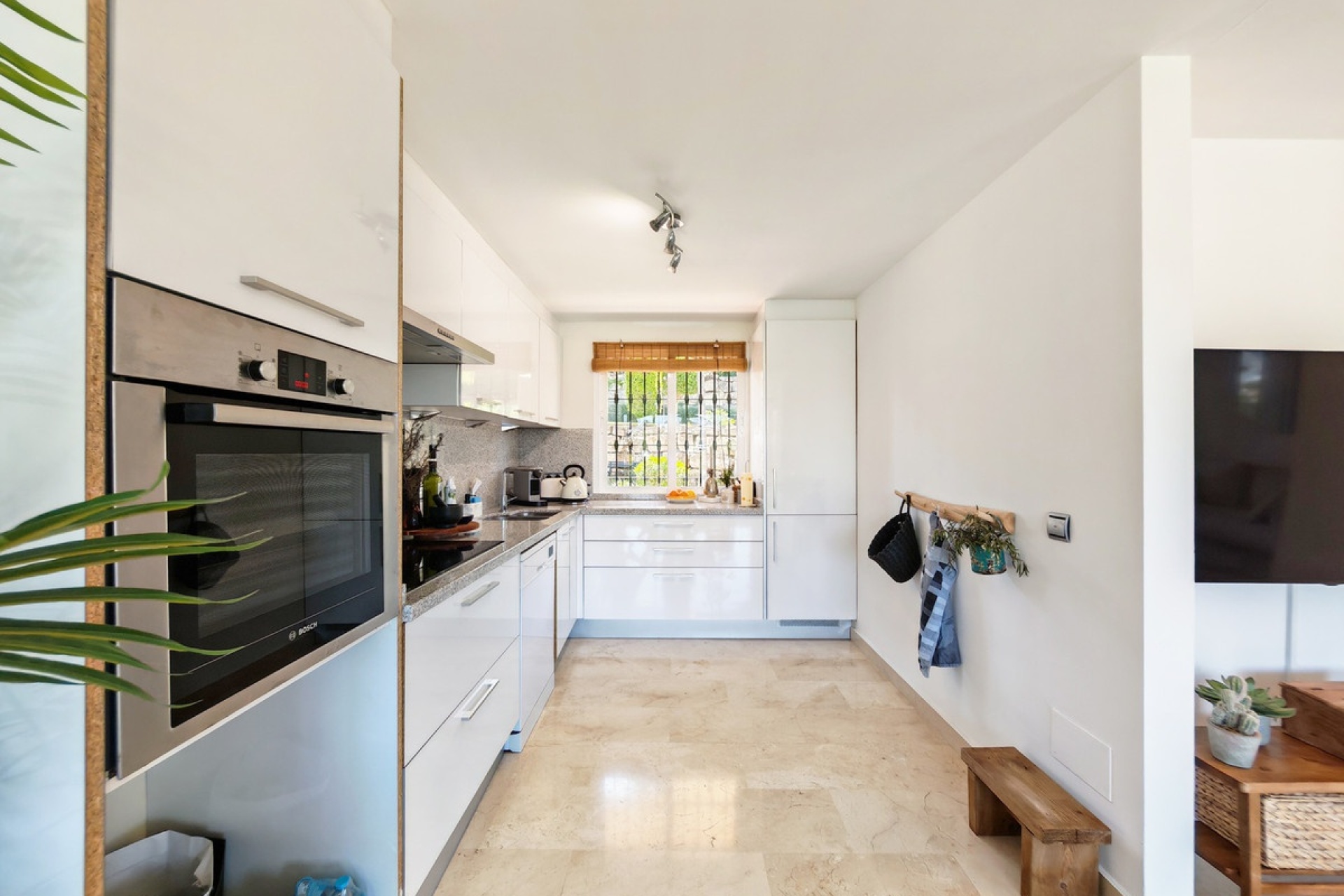 Resale - apartment - Benahavís - Benahavís Centro