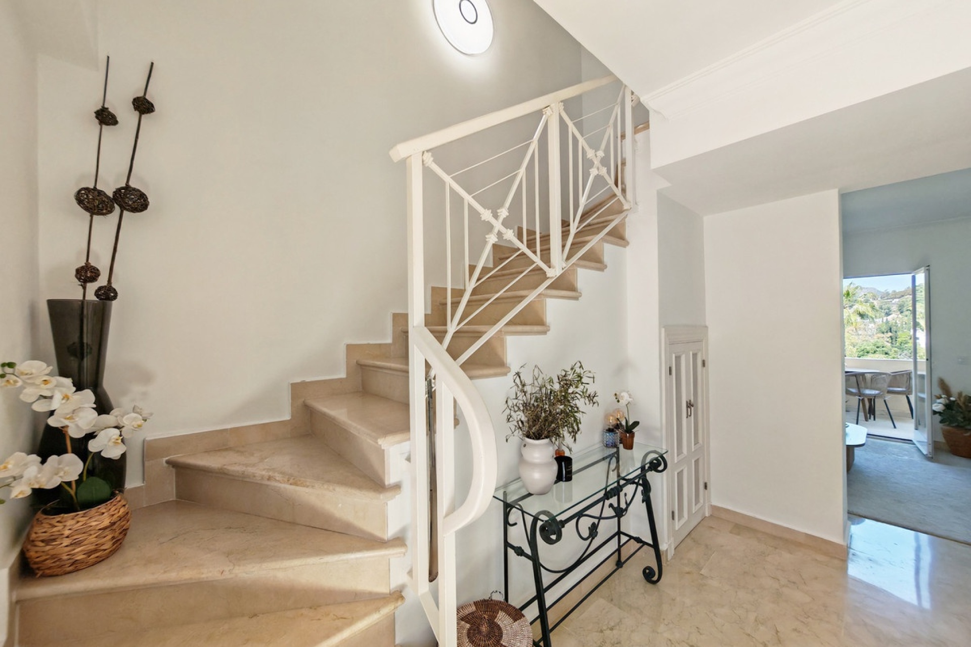 Resale - apartment - Benahavís - Benahavís Centro