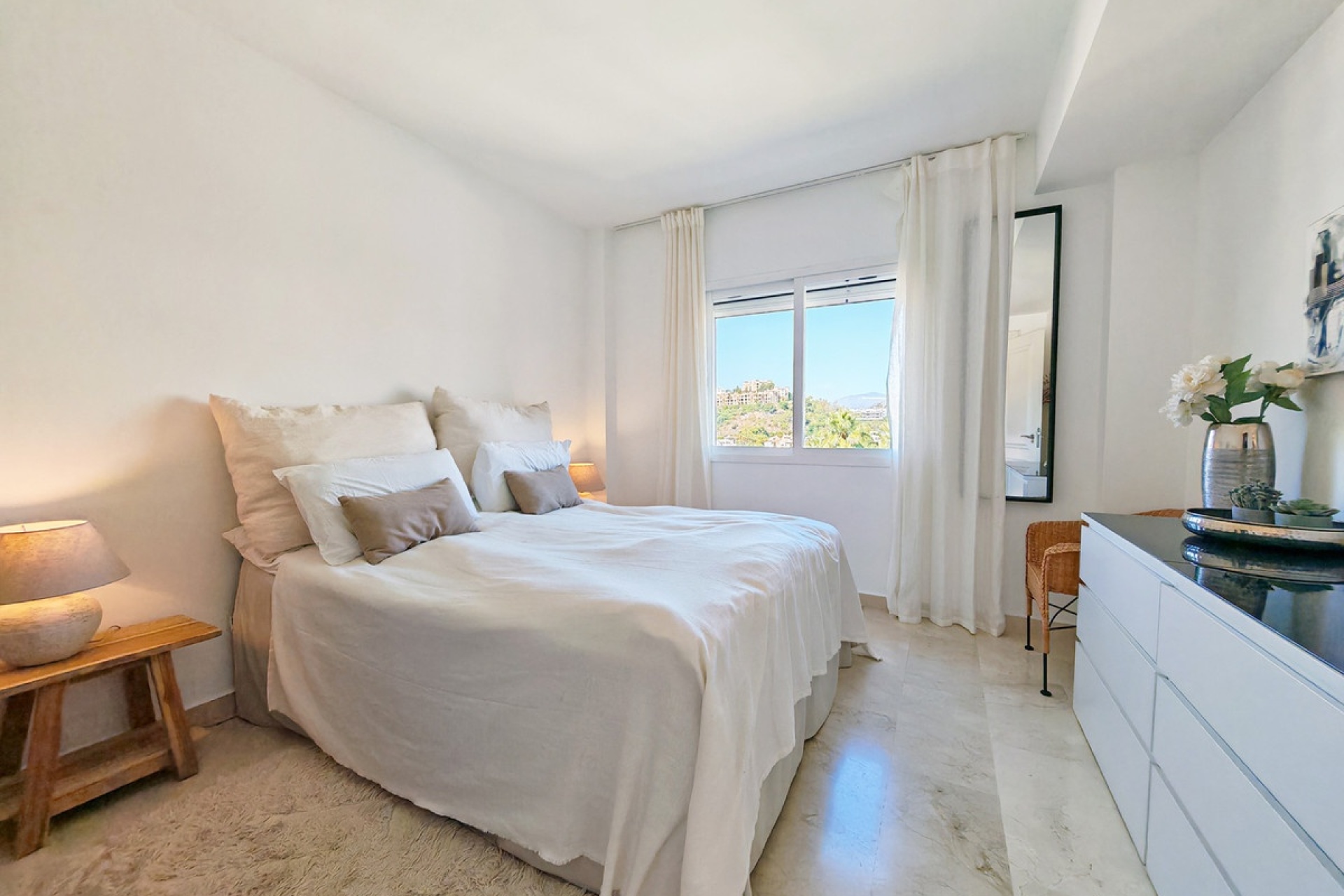 Resale - apartment - Benahavís - Benahavís Centro