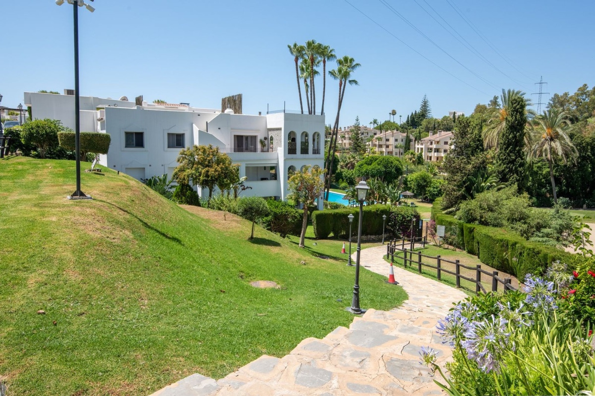 Resale - apartment - Benahavís - Benahavís Centro