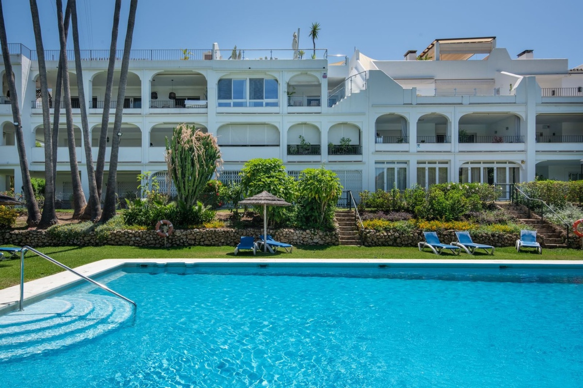Resale - apartment - Benahavís - Benahavís Centro